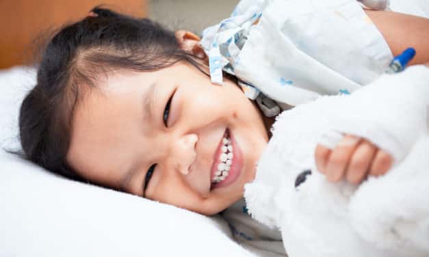 Krankenhausaufenthalt: So bereitet ihr euer Kind richtig und effizient vor – 5 Tipps