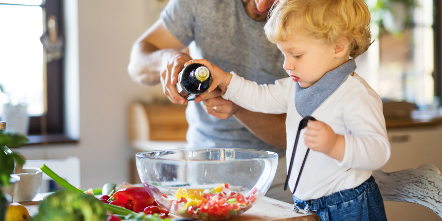 Kindliche Ernährung: Welche Vitamine und Mineralstoffe braucht mein Kind?
